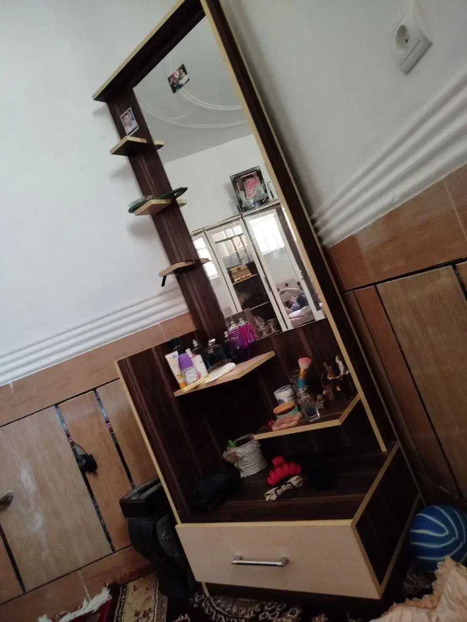 سرویس خواب|تخت و سرویس خواب|کوار, |دیوار