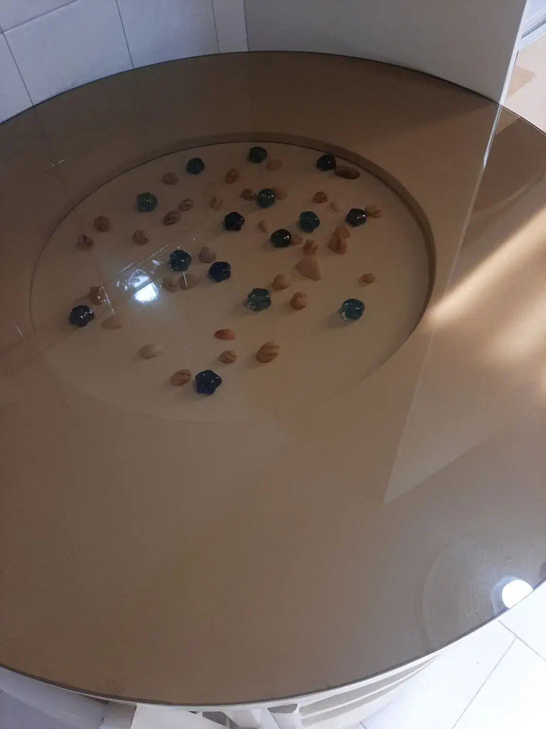 میز ناهار خوری گرد کم جا|میز و صندلی غذاخوری|تهران, فلسطین (میدان انقلاب)|دیوار