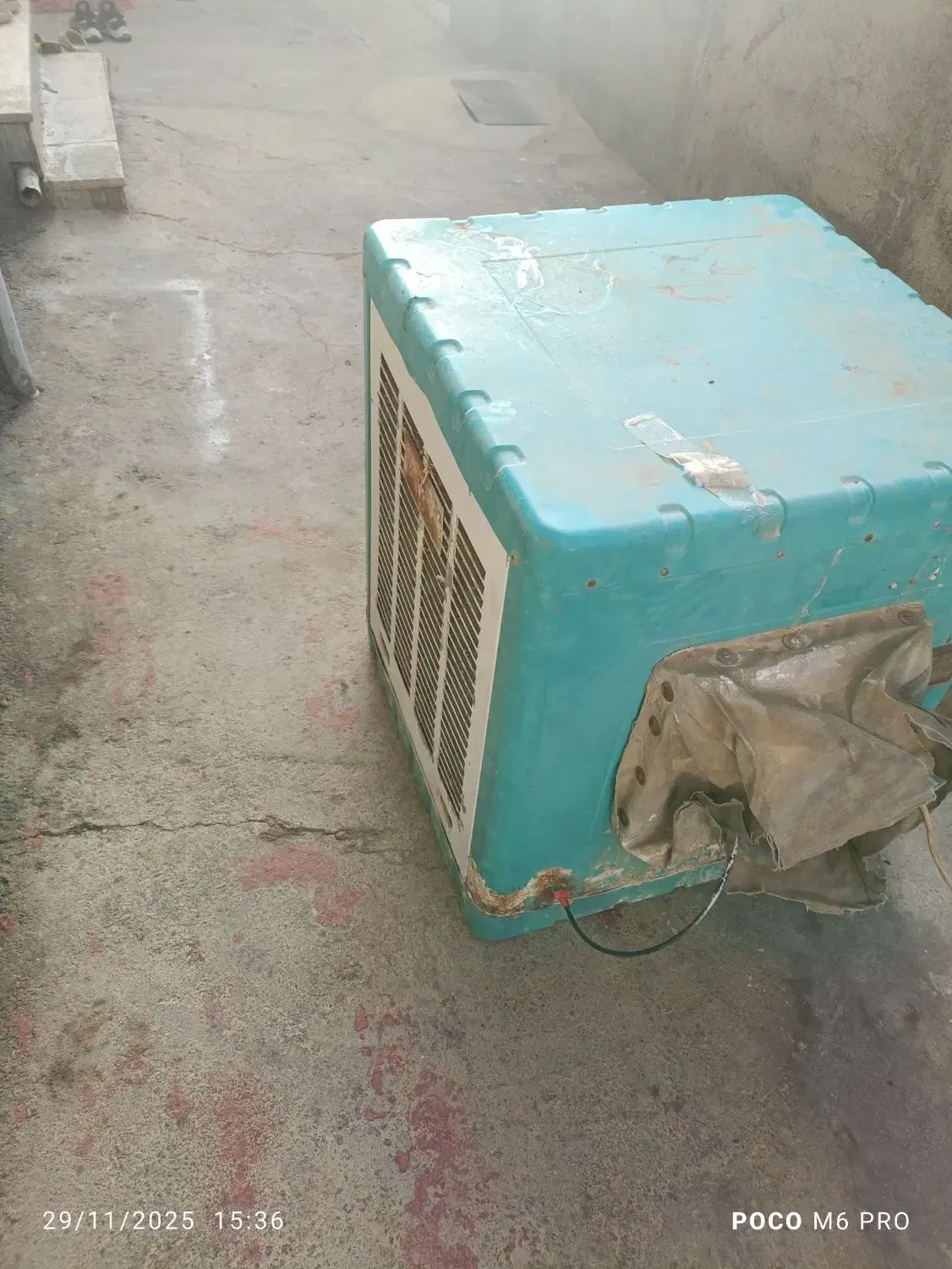 کولر ابی|کولر آبی|شاهین دژ, |دیوار