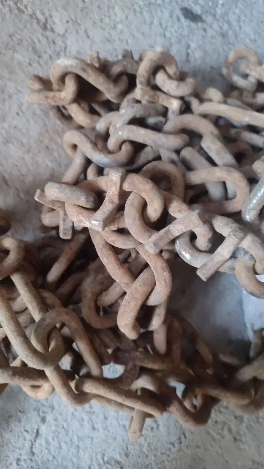 زنجیر چرخ کامیون چرخ 24 قیمت توافقی|قطعات یدکی و لوازم جانبی|نیشابور, امام خمینی|دیوار