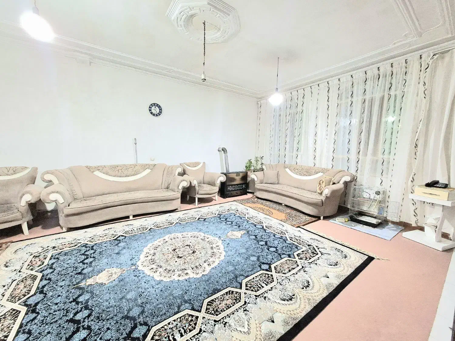 واحد ۱۰۰ متری با حیاط ۲۵ متری در هادیشهر زیرقیمت|فروش آپارتمان|جلفا, |دیوار