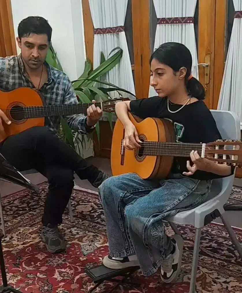 آموزش گیتار|خدمات آموزشی|اصفهان, شاهزید|دیوار