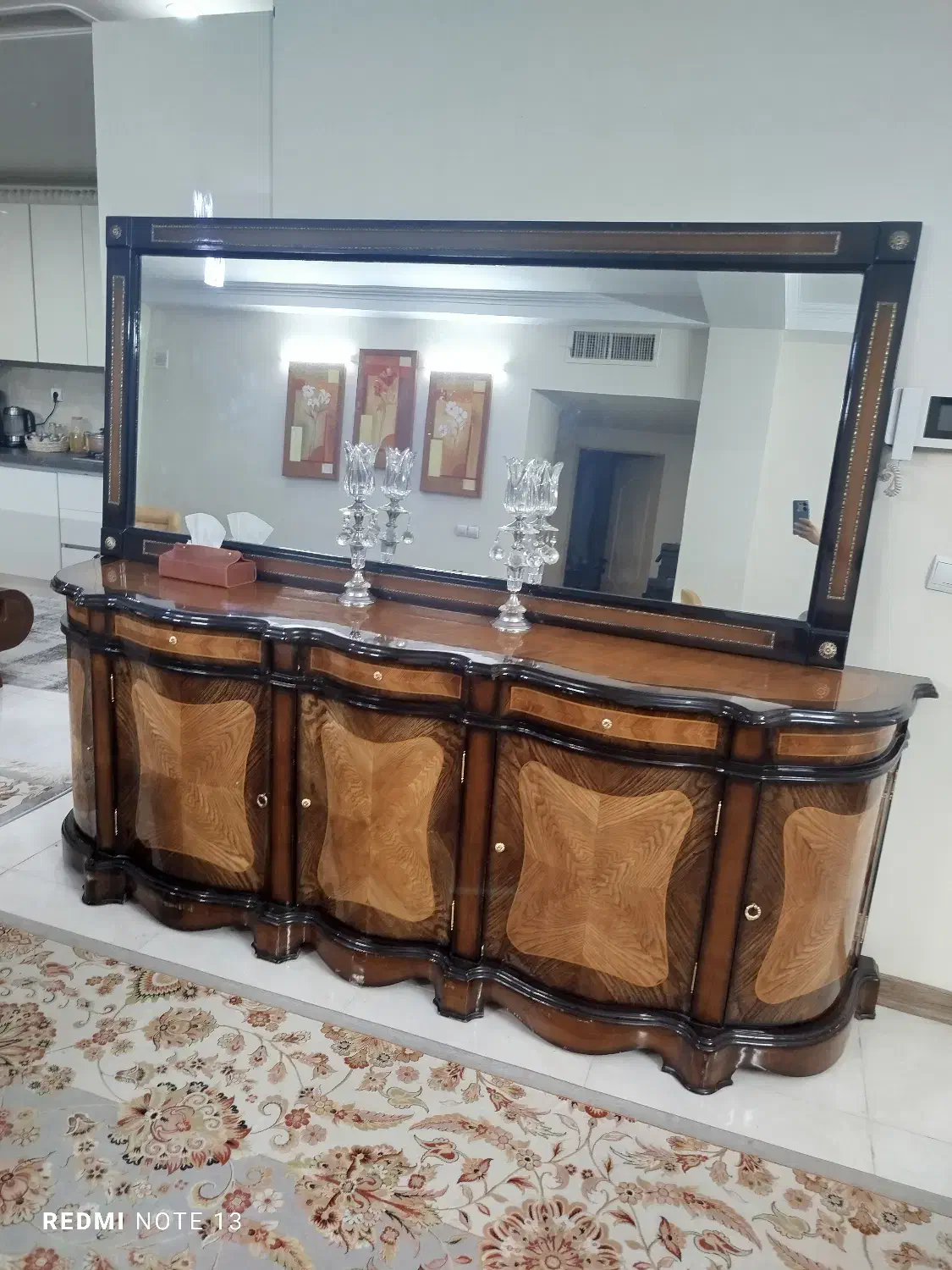 آینه و کنسول|بوفه، ویترین، کنسول|پردیس, فاز ۲|دیوار