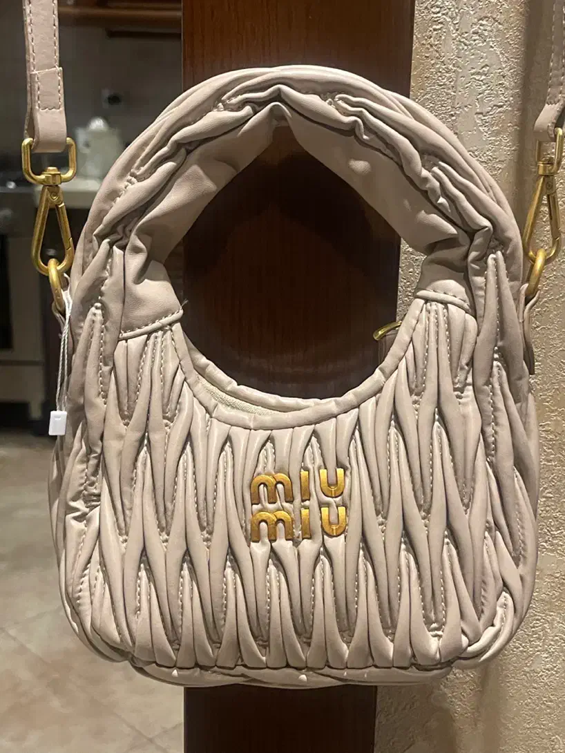 کیف رو دوشی میو میو|کیف، کفش، کمربند|تهران, زعفرانیه|دیوار