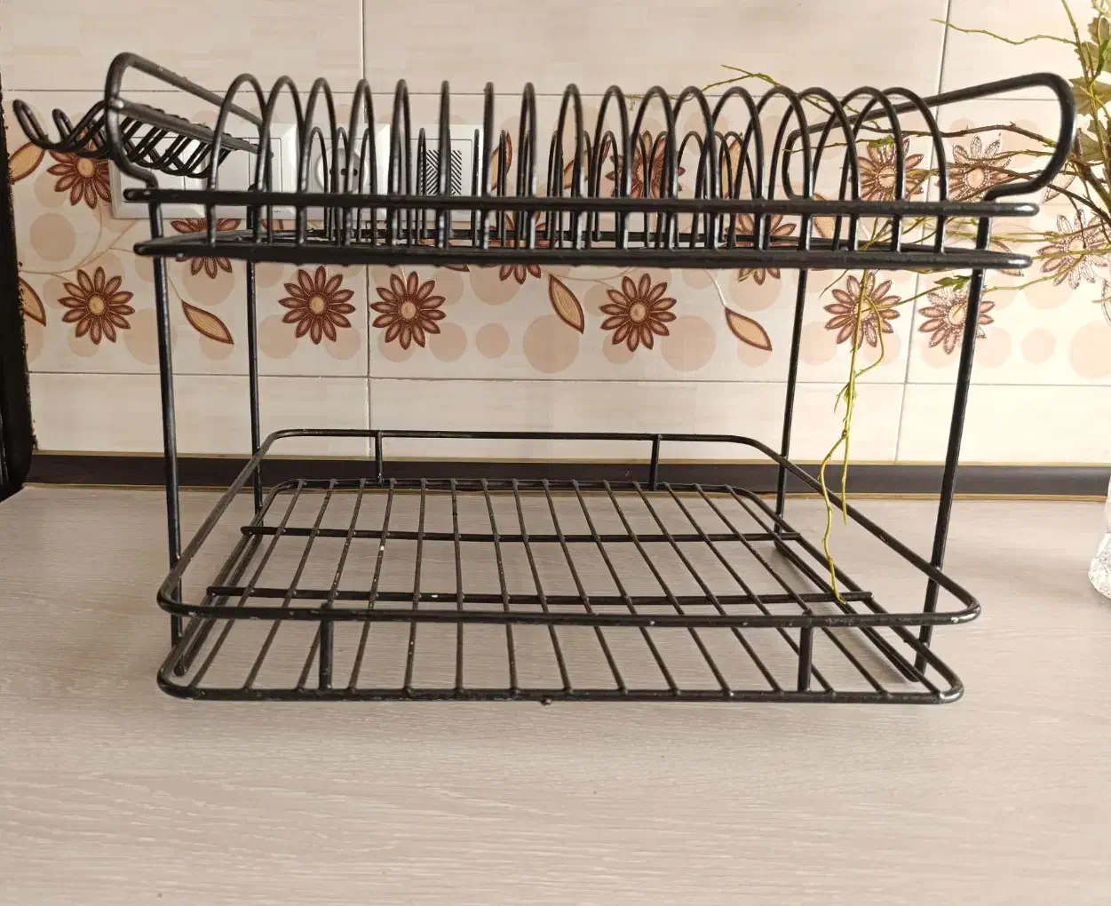 ابچکان زمینی کنارسینک|آب‌چکان و نظم‌دهنده ظروف|گرمدره, |دیوار