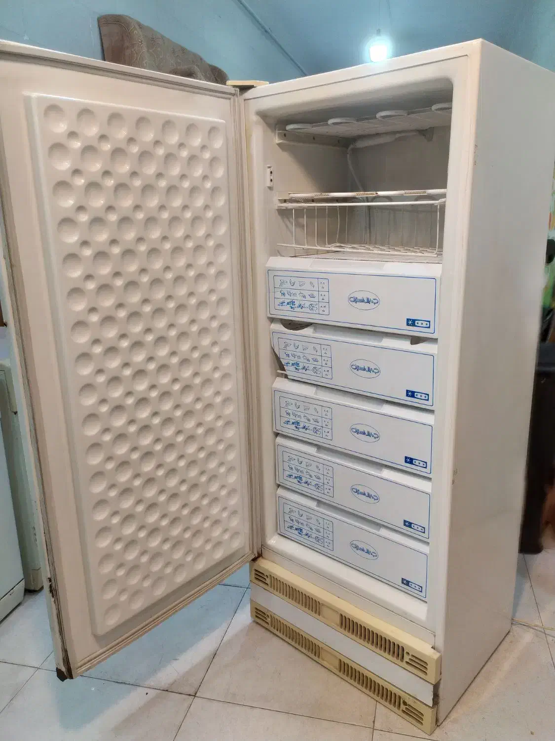 فریزر هفت کشو ایران پویا سالم تضمینی|یخچال و فریزر|رشت, قاسمیه|دیوار