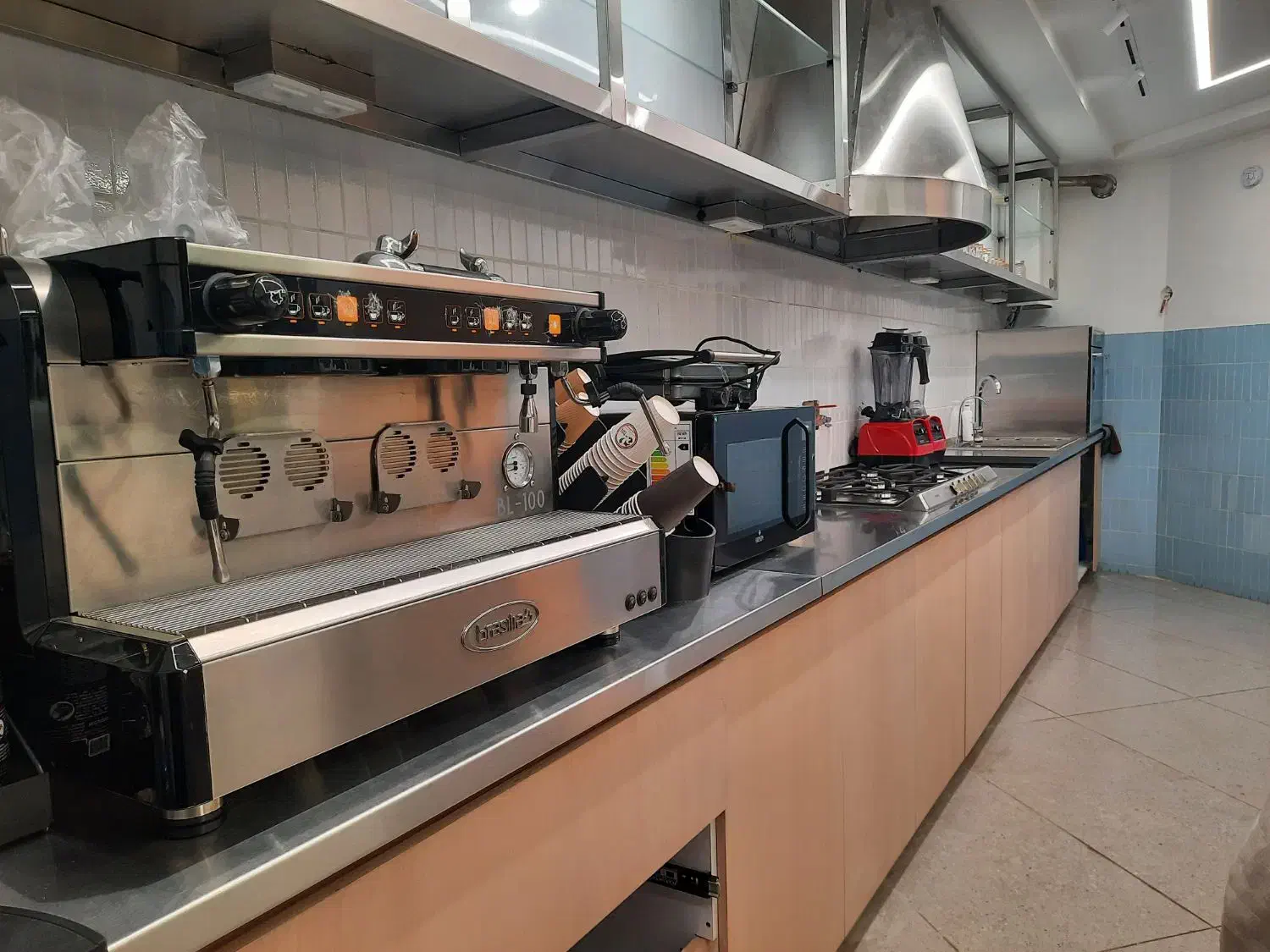 استخدام باریستا|استخدام خدمات فروشگاه و رستوران|اصفهان, فیض|دیوار