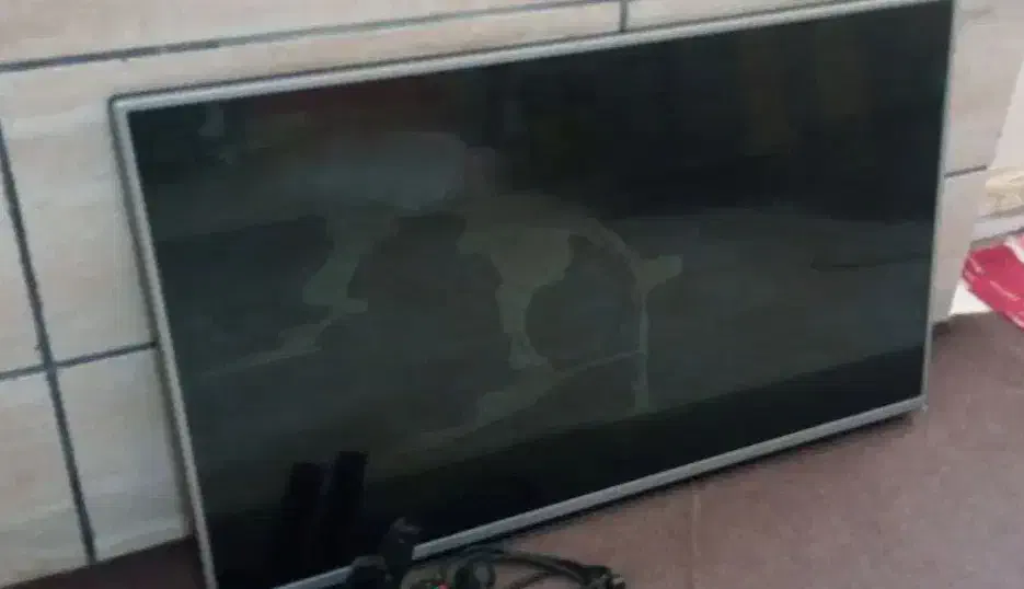 تلویزیون|تلویزیون و پروژکتور|شیراز, جوادیه|دیوار