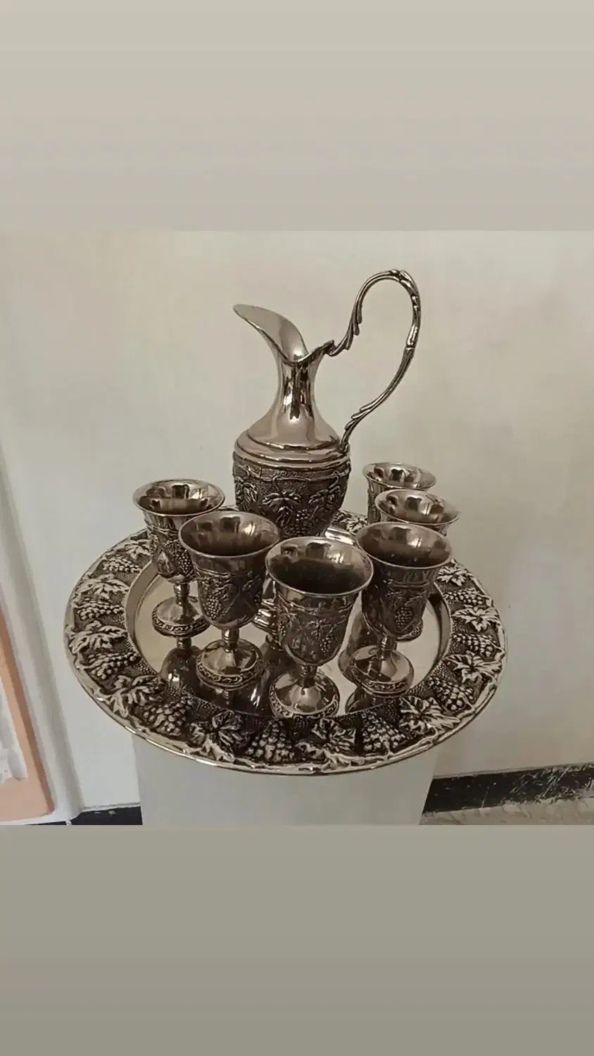 ست پارچ و جام نوربلین طرح انگوری|کلکسیون اشیاء عتیقه|شیراز, جانبازان|دیوار