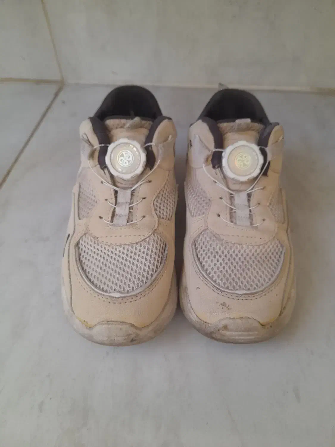 کتونی|کفش و لباس بچه|بروجرد, |دیوار