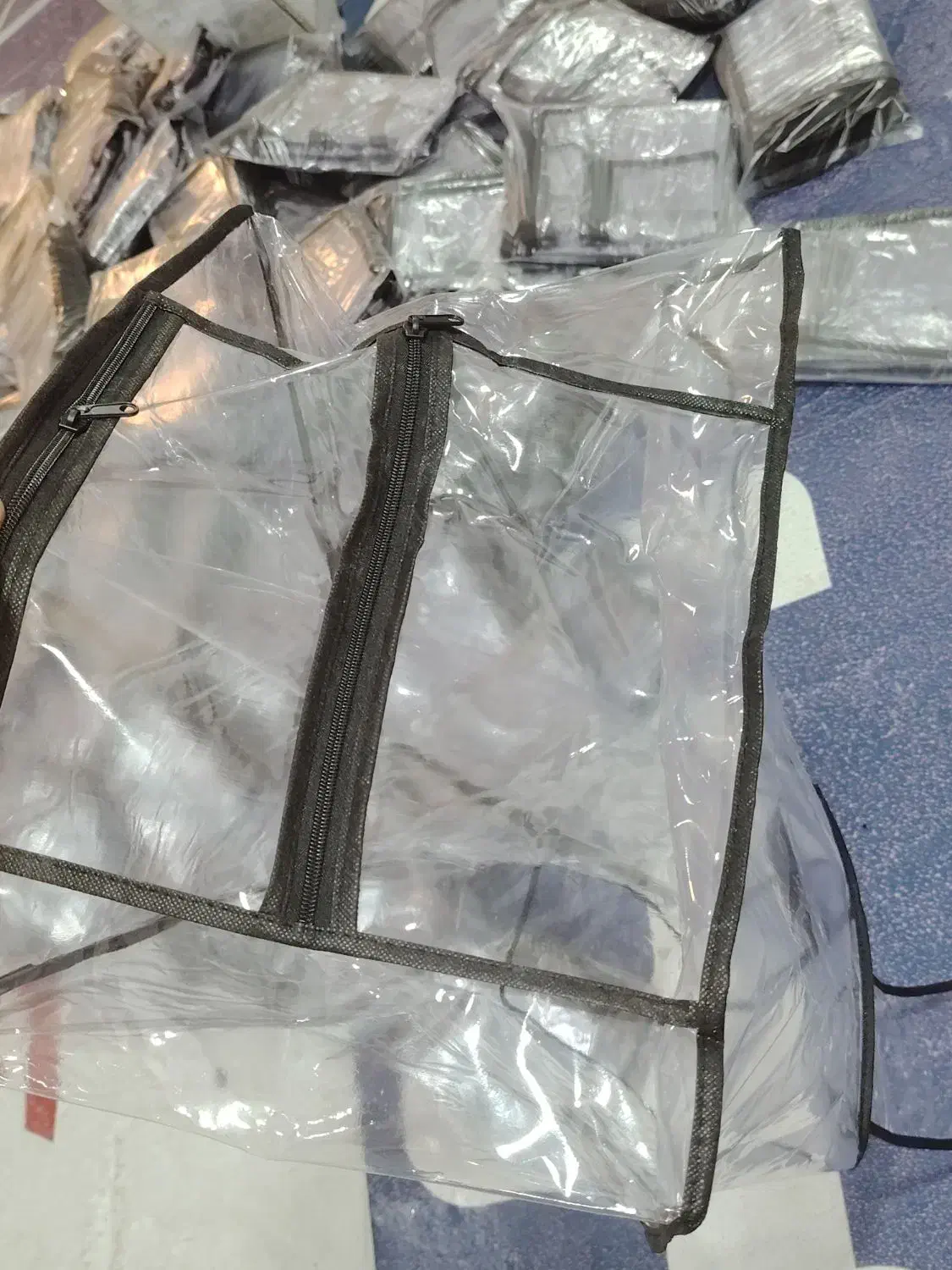 دوخت کاور چمدان|استخدام صنعتی، فنی، مهندسی|نیشابور, شهید بهشتی|دیوار