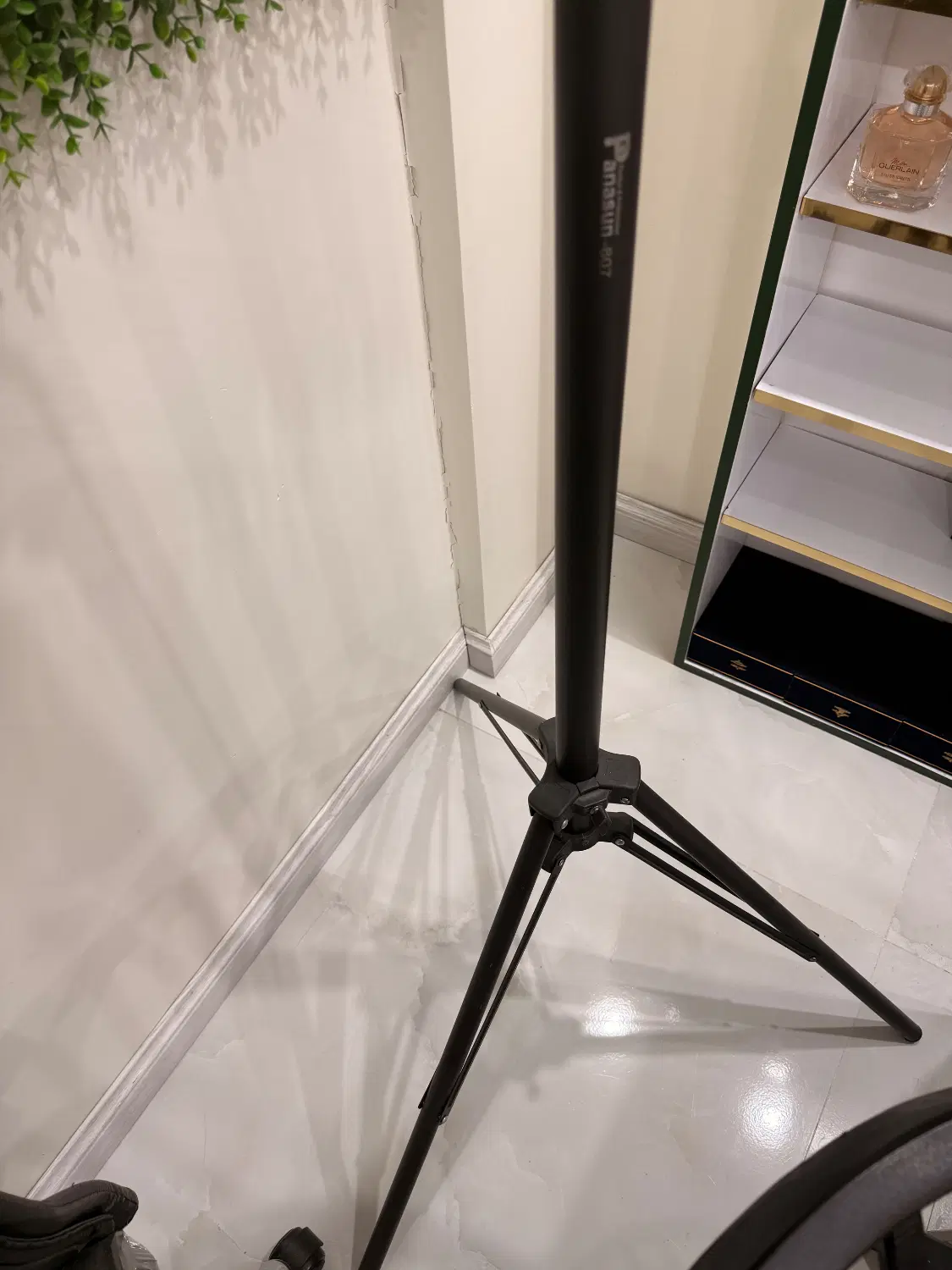 پروژکتور نورپردازی LED ایدوبلو عکاسی و تولید محتوا|تلویزیون و پروژکتور|تهران, حبیب الله|دیوار