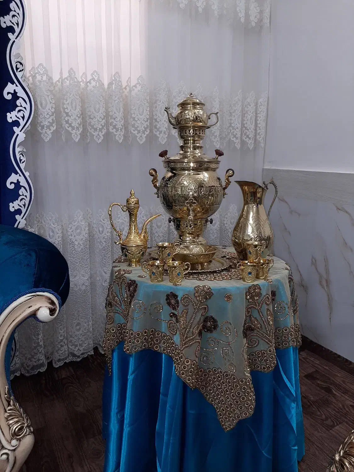 سماوربرنجی|سماور، چای‌ساز، قهوه‌ساز|تاکستان, |دیوار