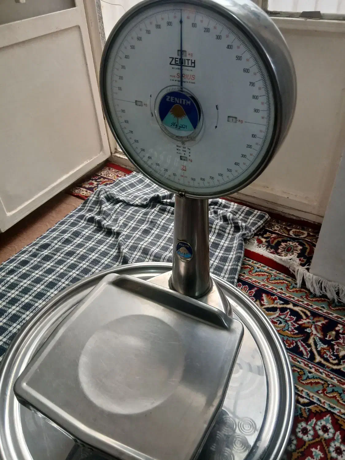 ترازوی عقربه ای انحصاری ایتالیایی قدیمی عتیقه|کلکسیون اشیاء عتیقه|مشهد, شیرودی|دیوار