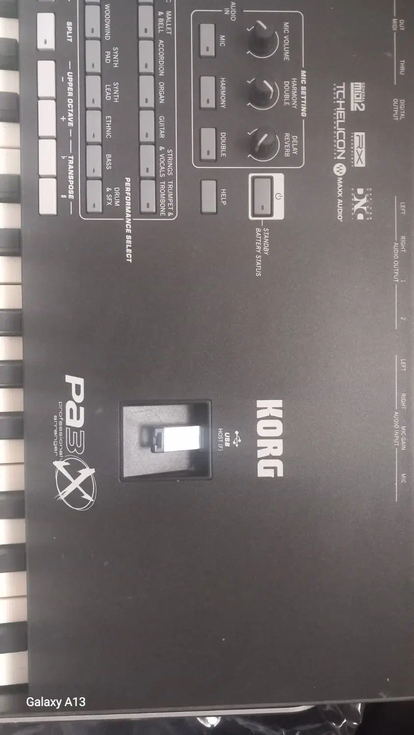 کیبوردpa3x|پیانو، کیبورد، آکاردئون|ملایر, |دیوار