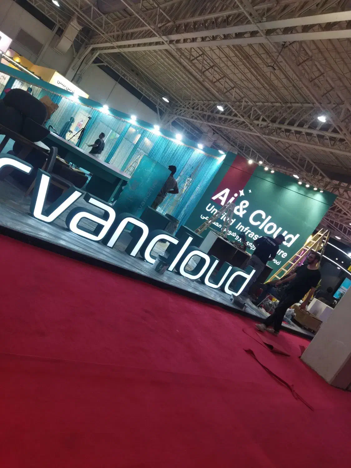 نیروی کار آقا برای کابینت و غرفه سازی|استخدام صنعتی، فنی، مهندسی|رباطکریم, وهن آباد|دیوار