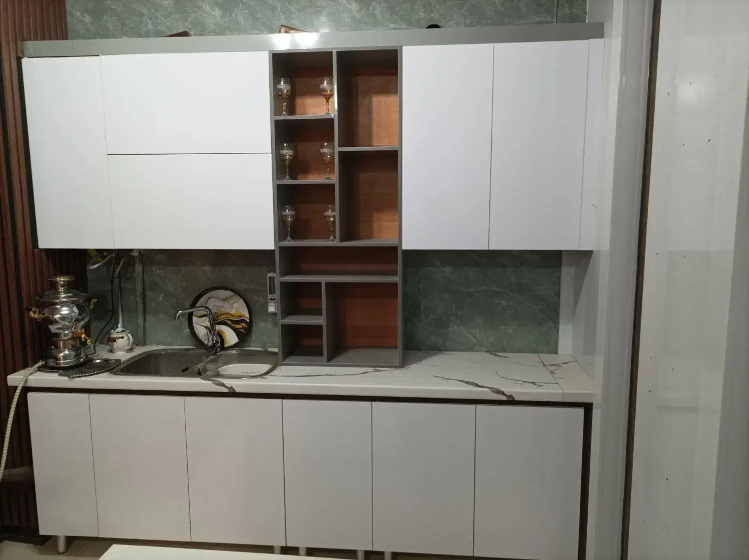 کابینت با سینک تو کار و شیر و صفحه ضد آب|مصالح و تجهیزات ساختمان|فولادشهر, سایت صنعتی کاوه|دیوار