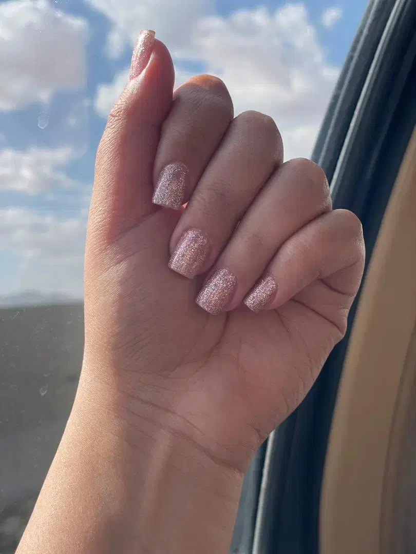 مدل رایگان کاشت و ترمیم ناخن|خدمات آرایشگری و زیبایی|تهران, هفده شهریور|دیوار