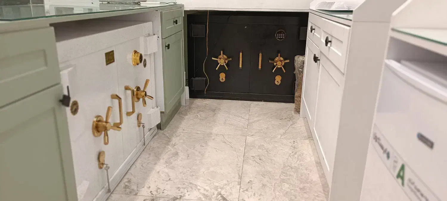 گاوصندوق زیرپیشخوان زیر ویترینی طلا جواهری 120 سکه|ابزارآلات|تهران, نعمت‌آباد|دیوار