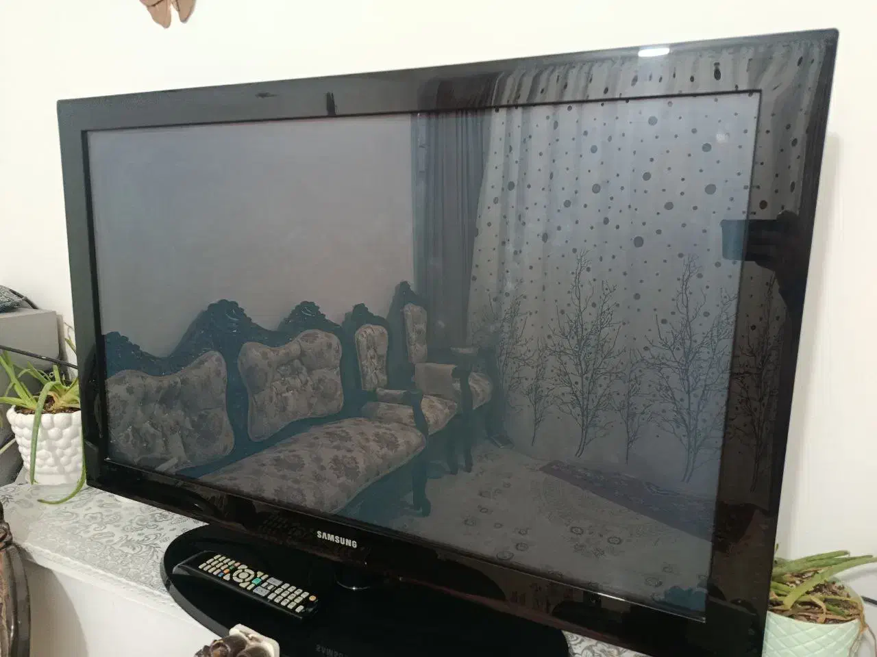 پلاسما سامسونگ ۴۲ اینچ|تلویزیون و پروژکتور|محلات, |دیوار