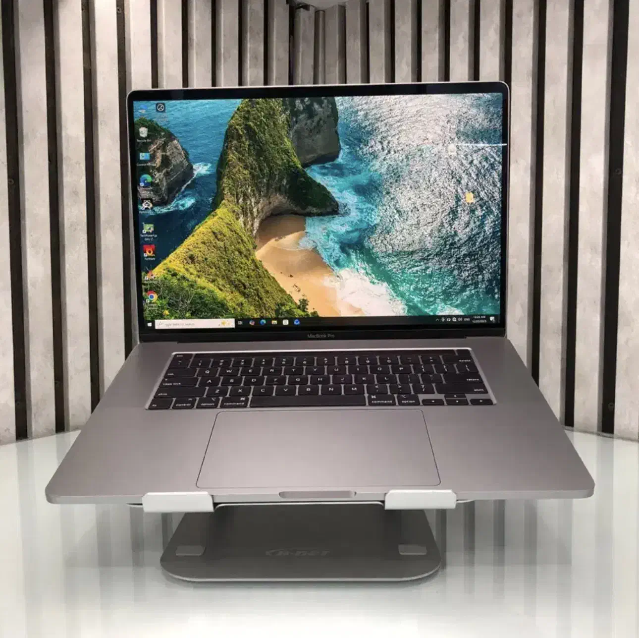 لپ تاپ apple مدل macbook pro 16.1|رایانه همراه|ارومیه, |دیوار