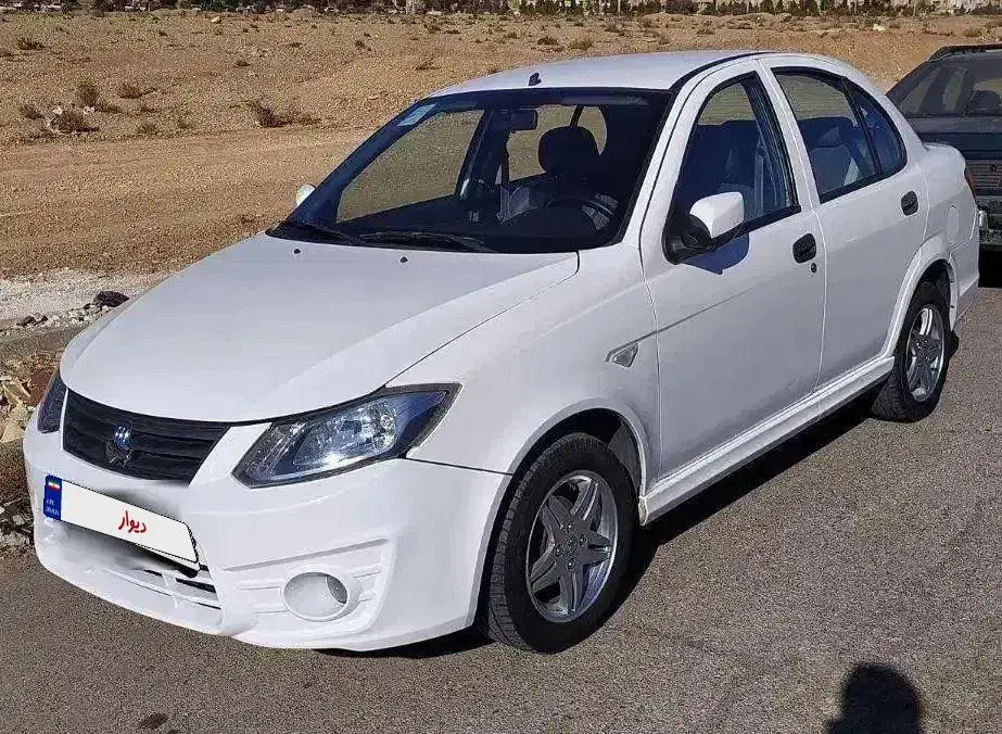 ساینا مدل ۹۶ سفید|خودرو سواری و وانت|فولادشهر, فولادشهر|دیوار