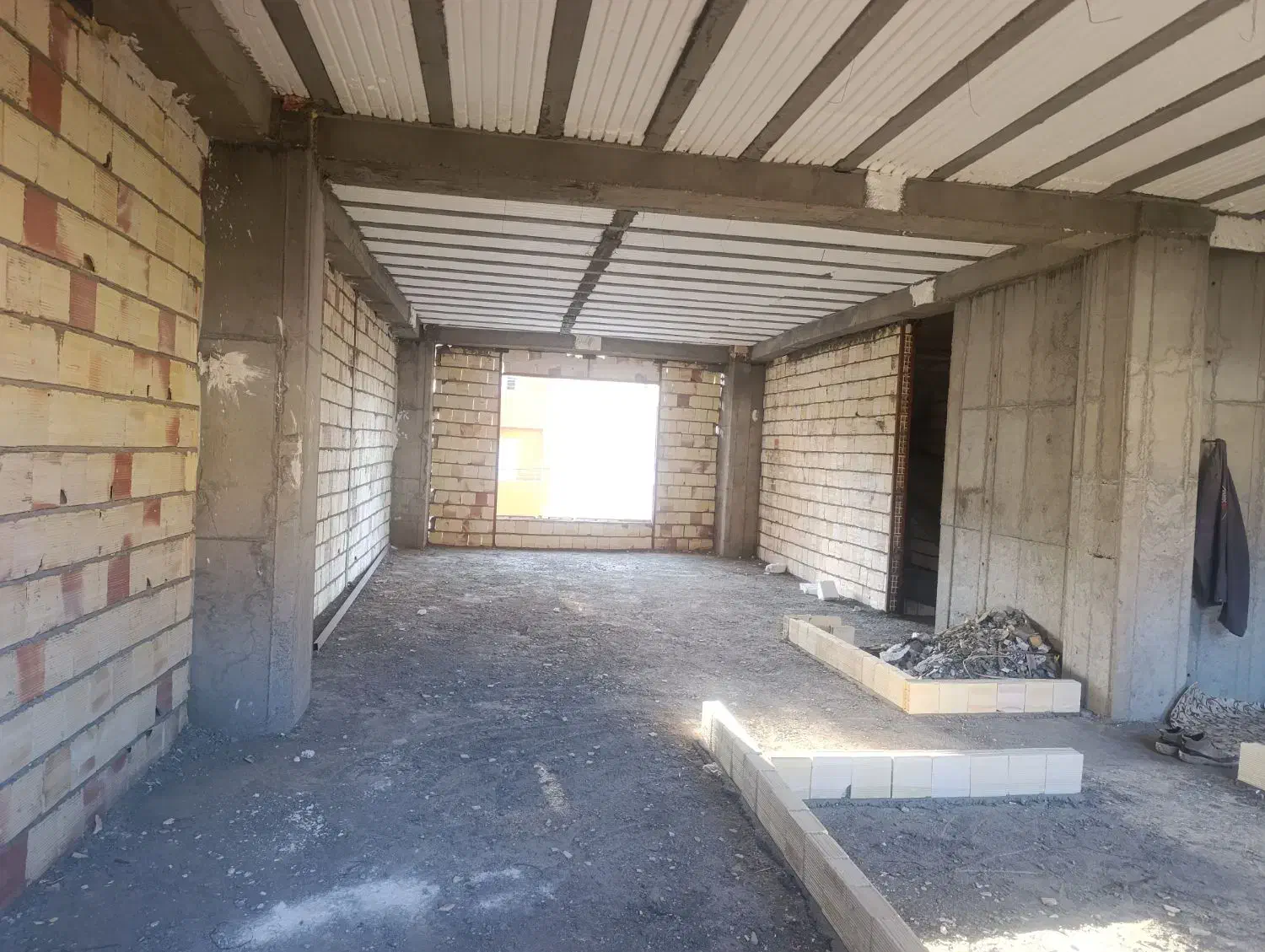 پیش فروش آپارتمان فول امکانات خیابان اصلی|پیش‌فروش املاک|بیجار, |دیوار