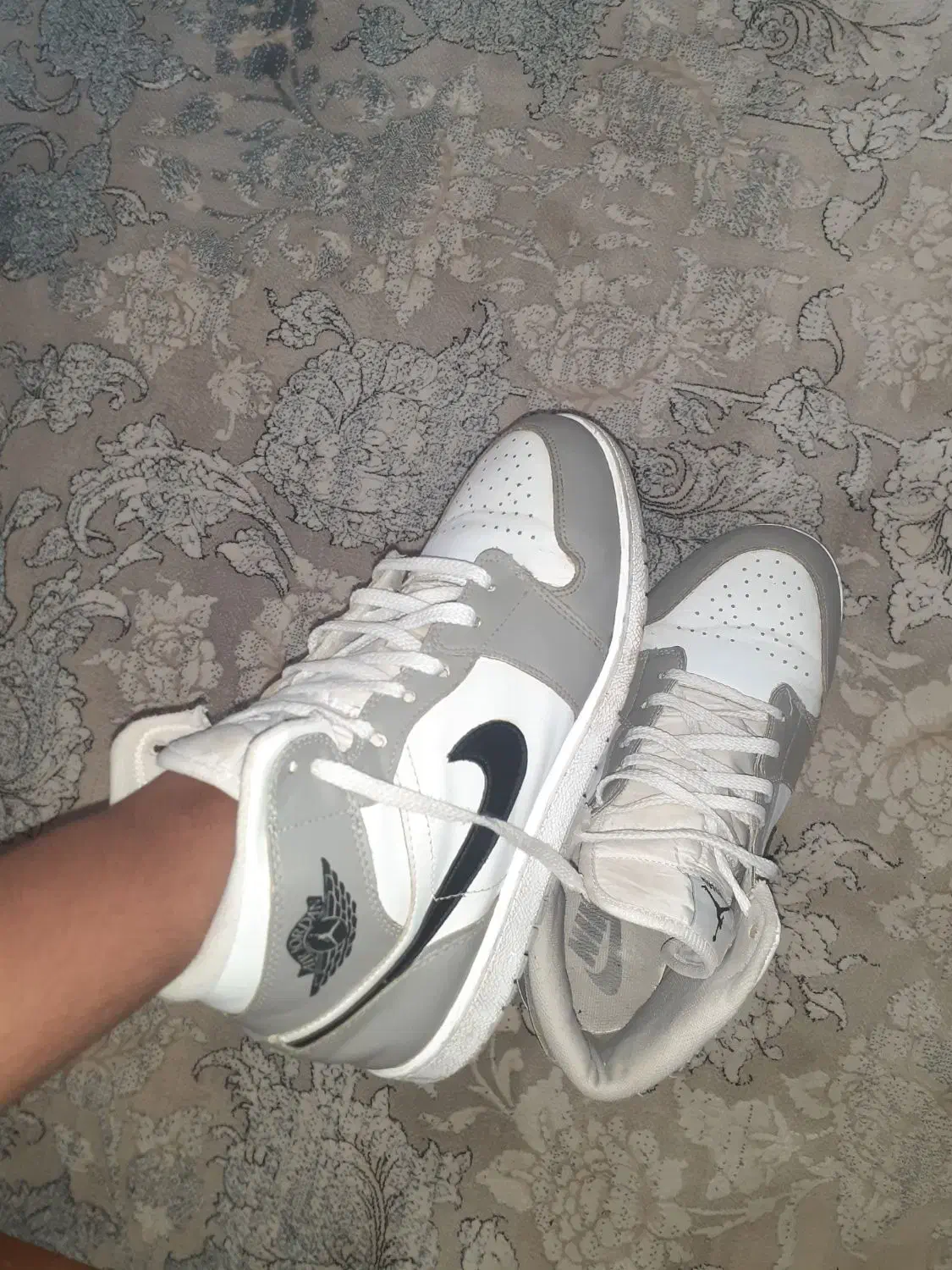 کفش جردن شماره ۴۰|کیف، کفش، کمربند|آشخانه, |دیوار