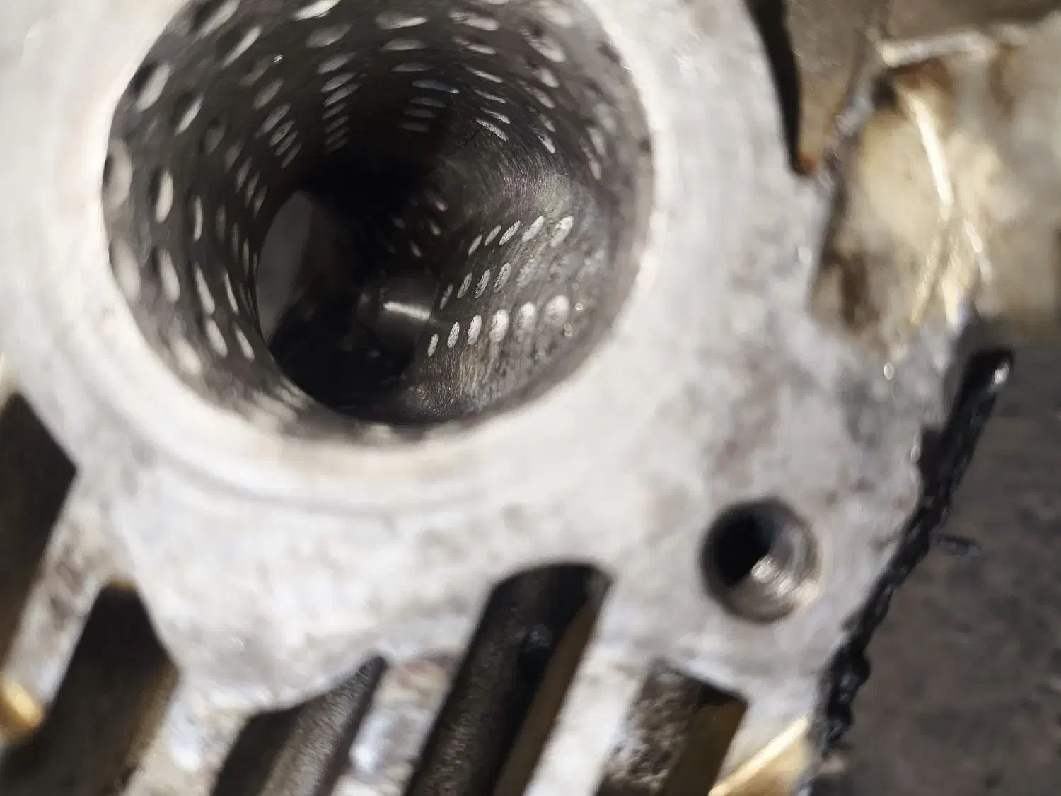 سرسیلندر 200تقویتی پورت پولیش خورده|قطعات یدکی و لوازم جانبی|ینقاق, |دیوار