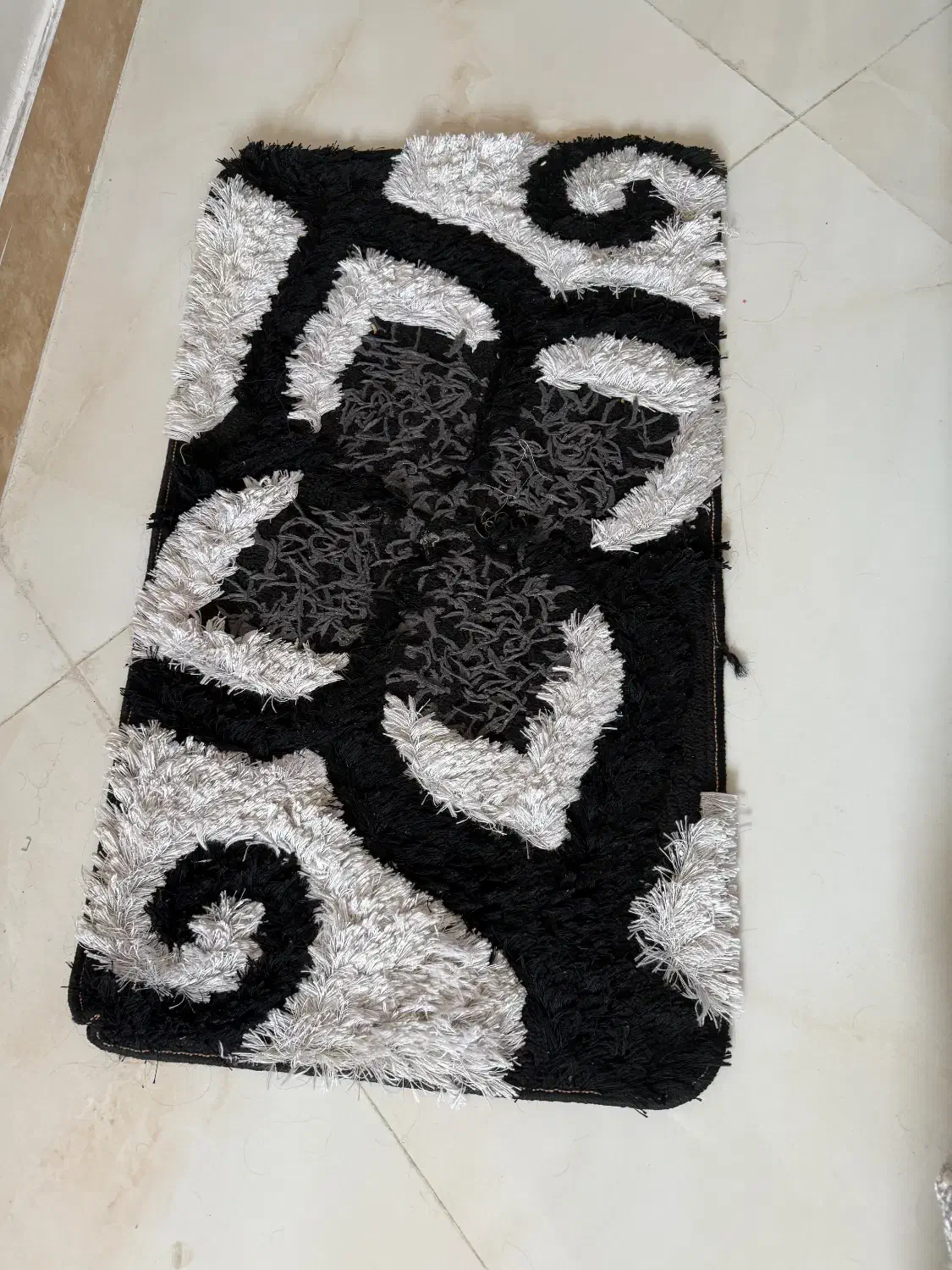 فرشه ریشه بلند|فرش|ساوه, |دیوار