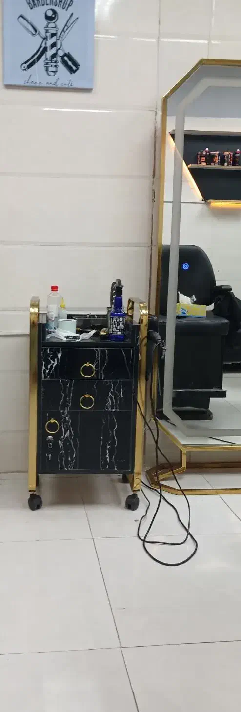 آرایشگاه مردانه|استخدام درمانی، زیبایی، بهداشتی|قرچک, شهرک گلها|دیوار