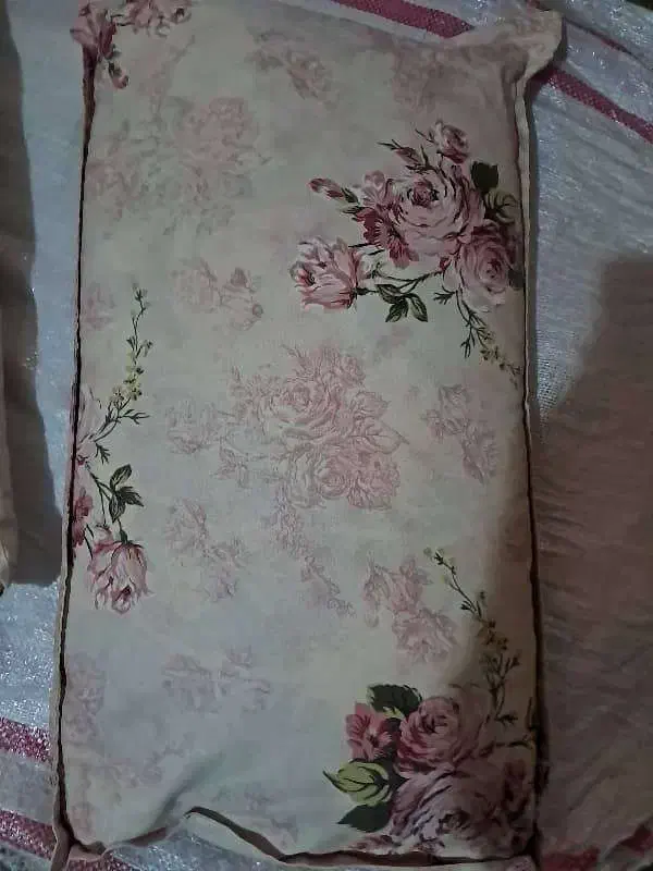 بالش ۵۰ در ۷۰|رختخواب، بالش، پتو|تهران, خانی آباد نو شمالی|دیوار