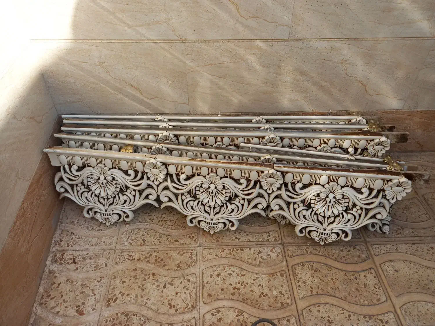 کتیبه پرده|پرده، رانر، رومیزی|میانه, |دیوار