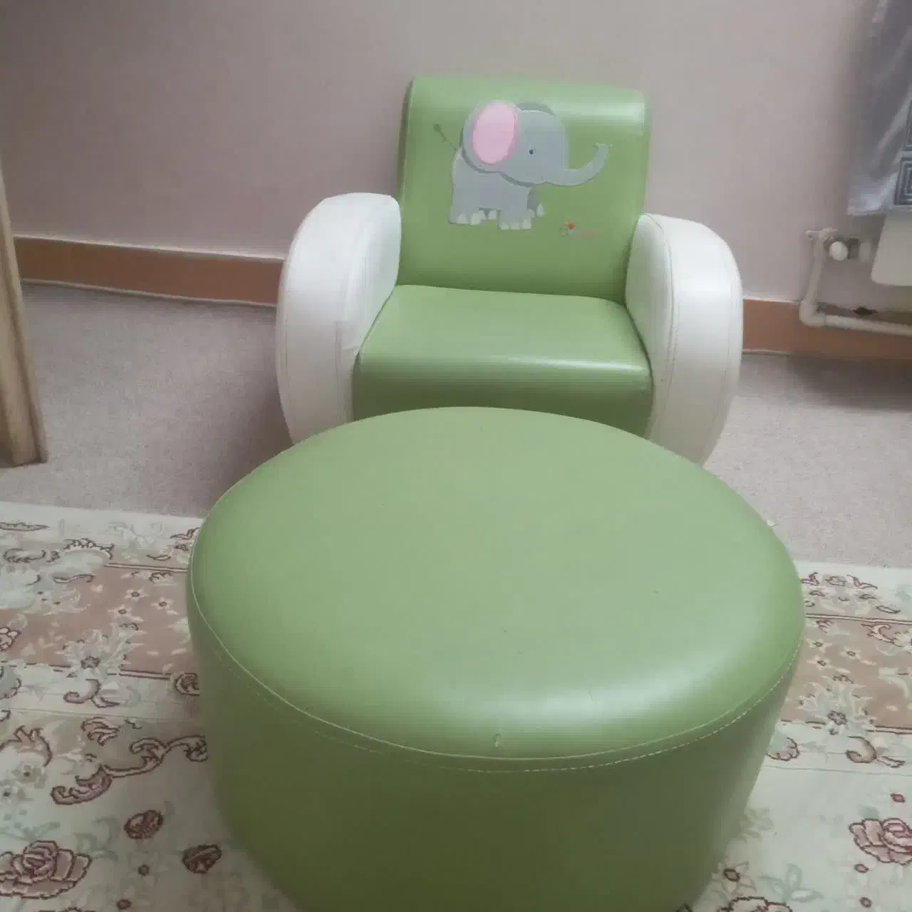 مبل ووسایل اتاق کودک|مبلمان خانگی و میز عسلی|خرمآباد, |دیوار