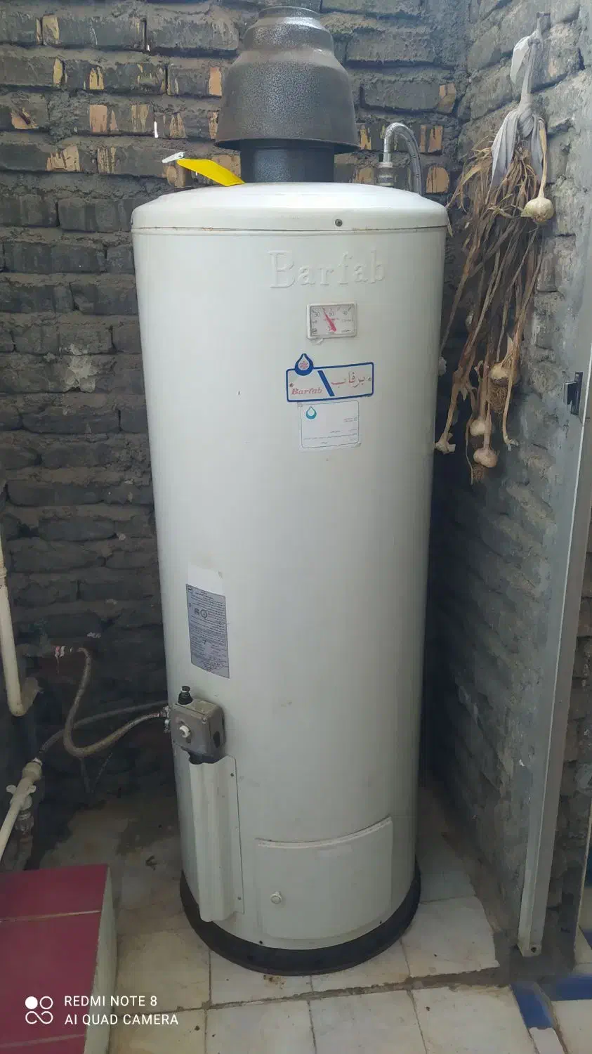 اب گرم کن مخزنی 160لیتری سالم تمیز|آبگرمکن، پکیج، شوفاژ|گرگان, |دیوار