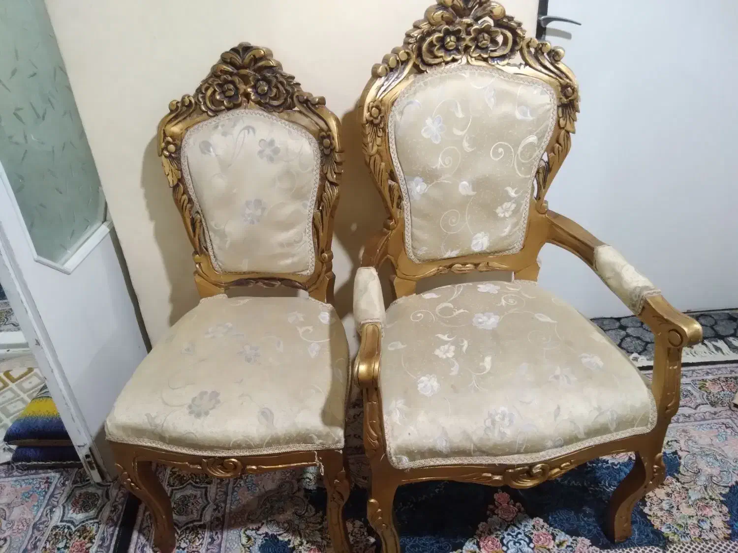 مبل سلطنتی شیک ۹ نفره|مبلمان خانگی و میز عسلی|لالجین, |دیوار