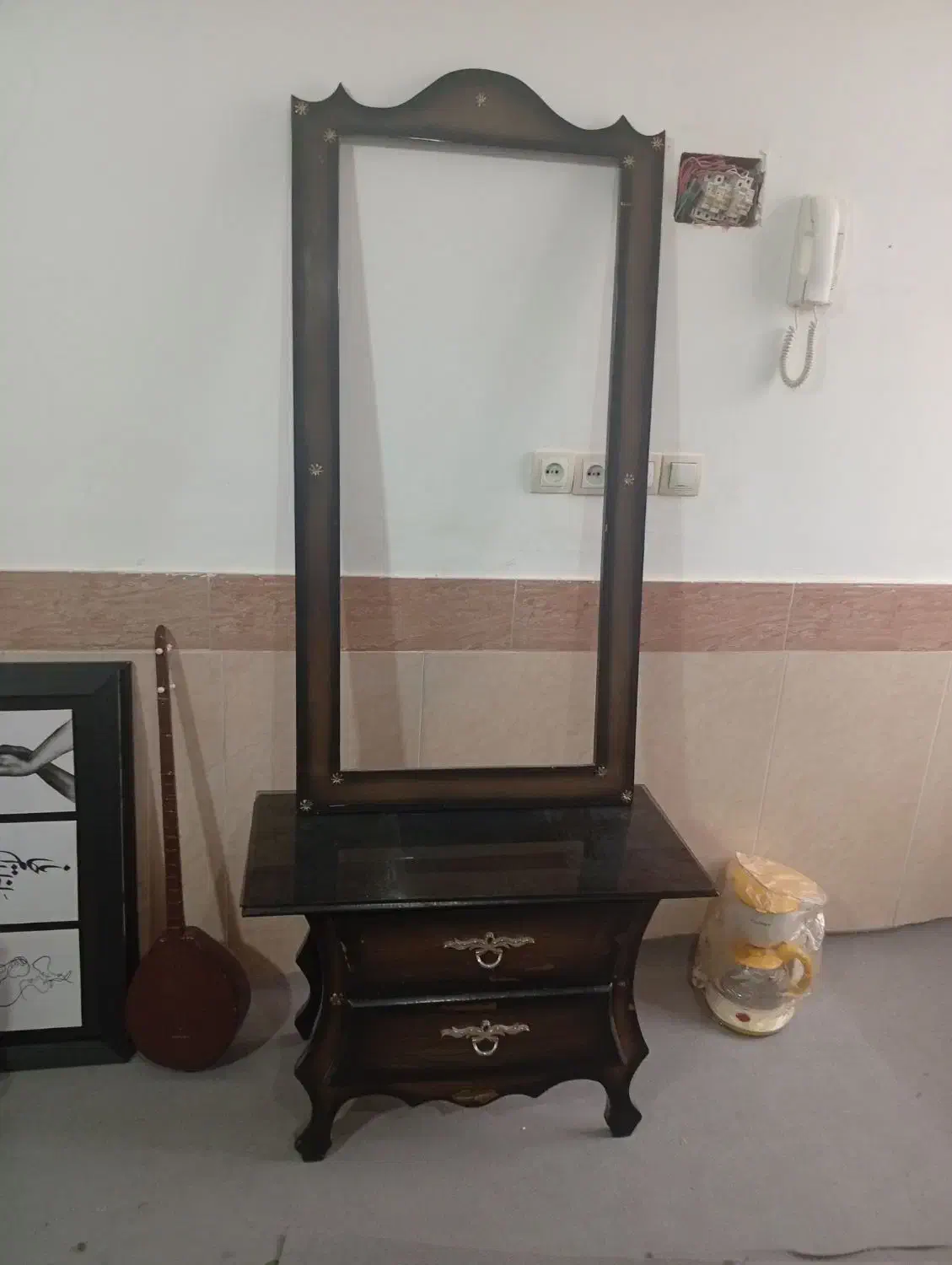 میز و قاب آیینه|آینه|سبزوار, شرق کال شمالی|دیوار