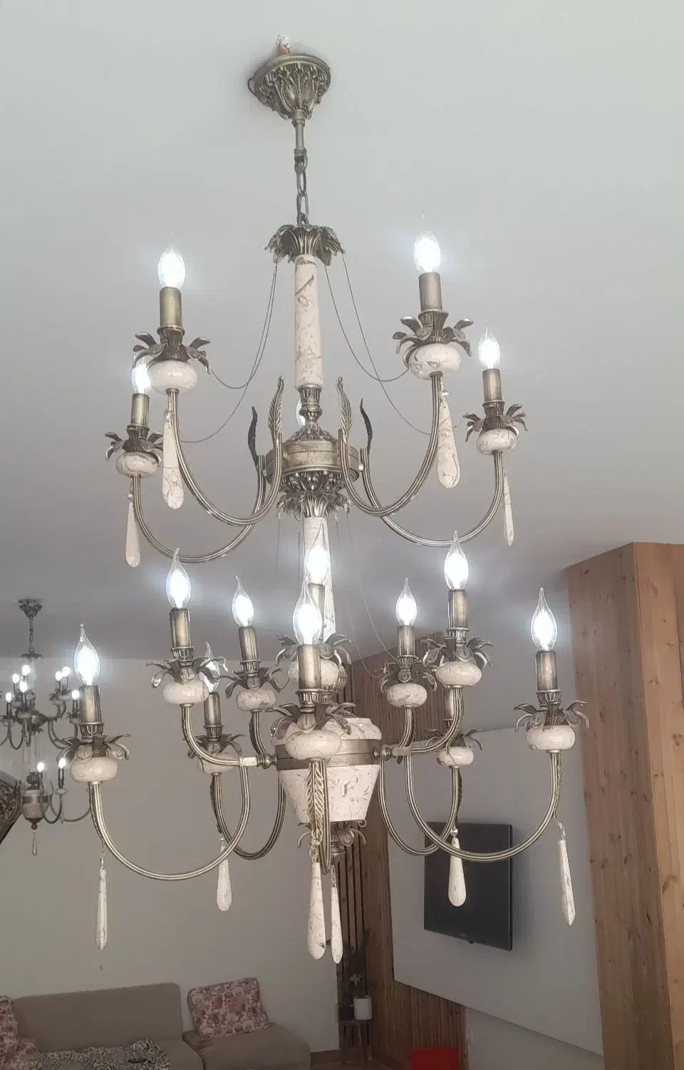 لوستر ۱۵ شعله|لوستر و چراغ آویز|یزد, |دیوار