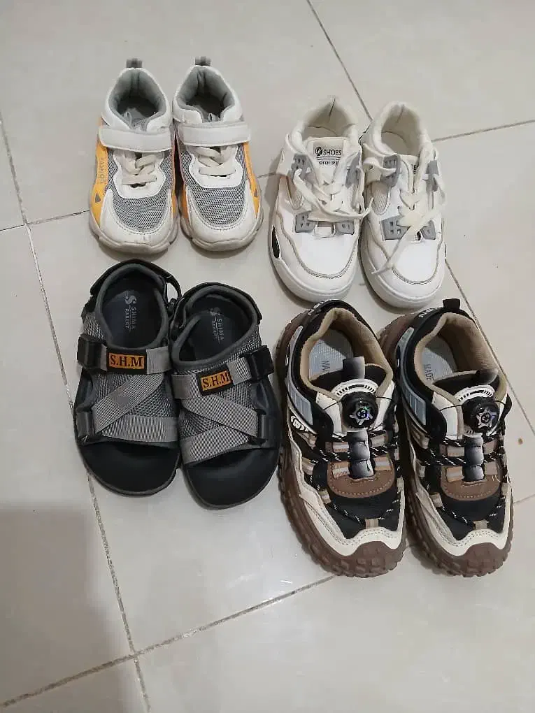 کفش بچگانه|کفش و لباس بچه|بندر کنگان, |دیوار