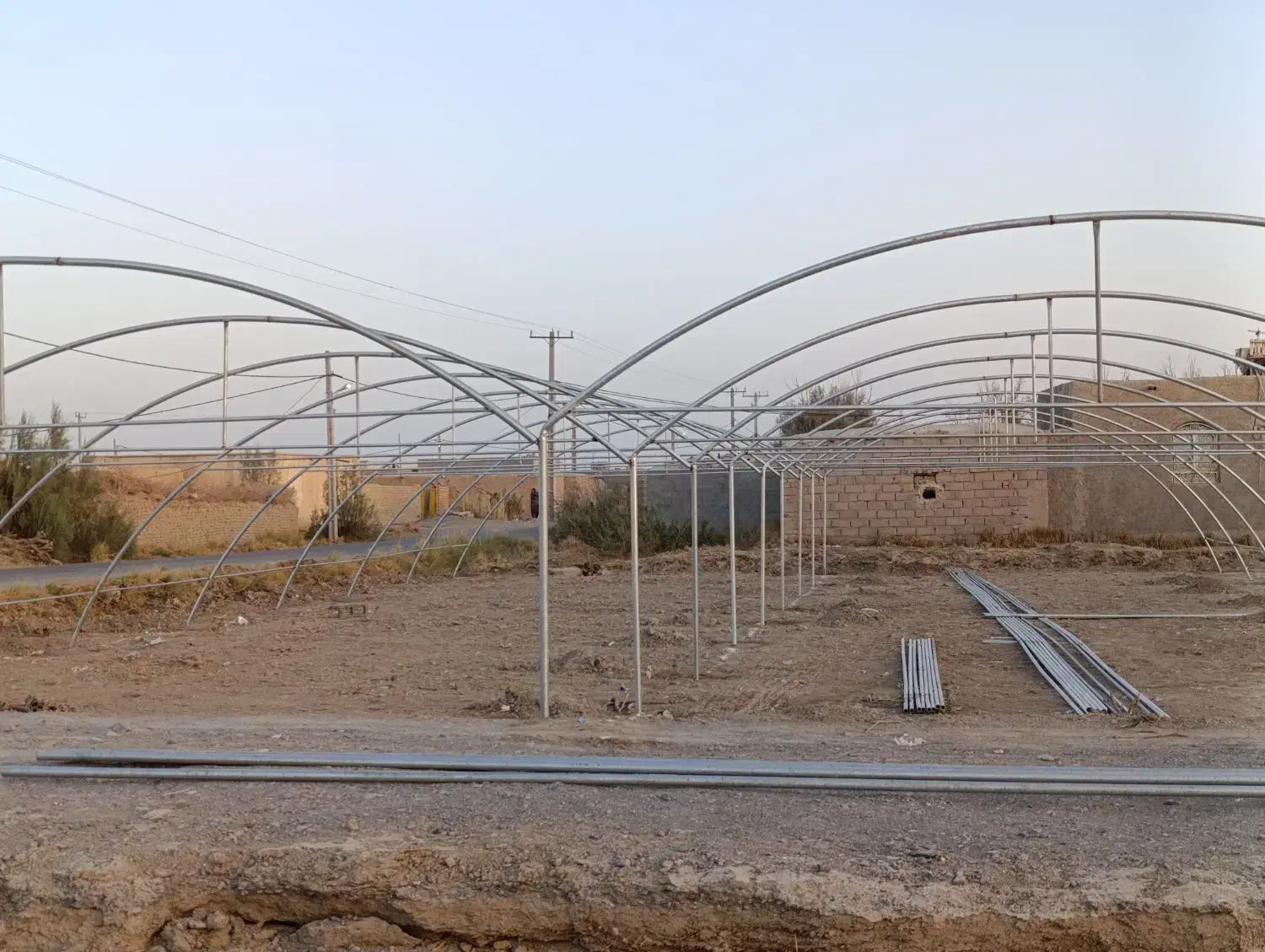 جوشکاری و نصب انواع گلخانه خانگی و صنعتی|خدمات پیشه و مهارت|زابل, |دیوار