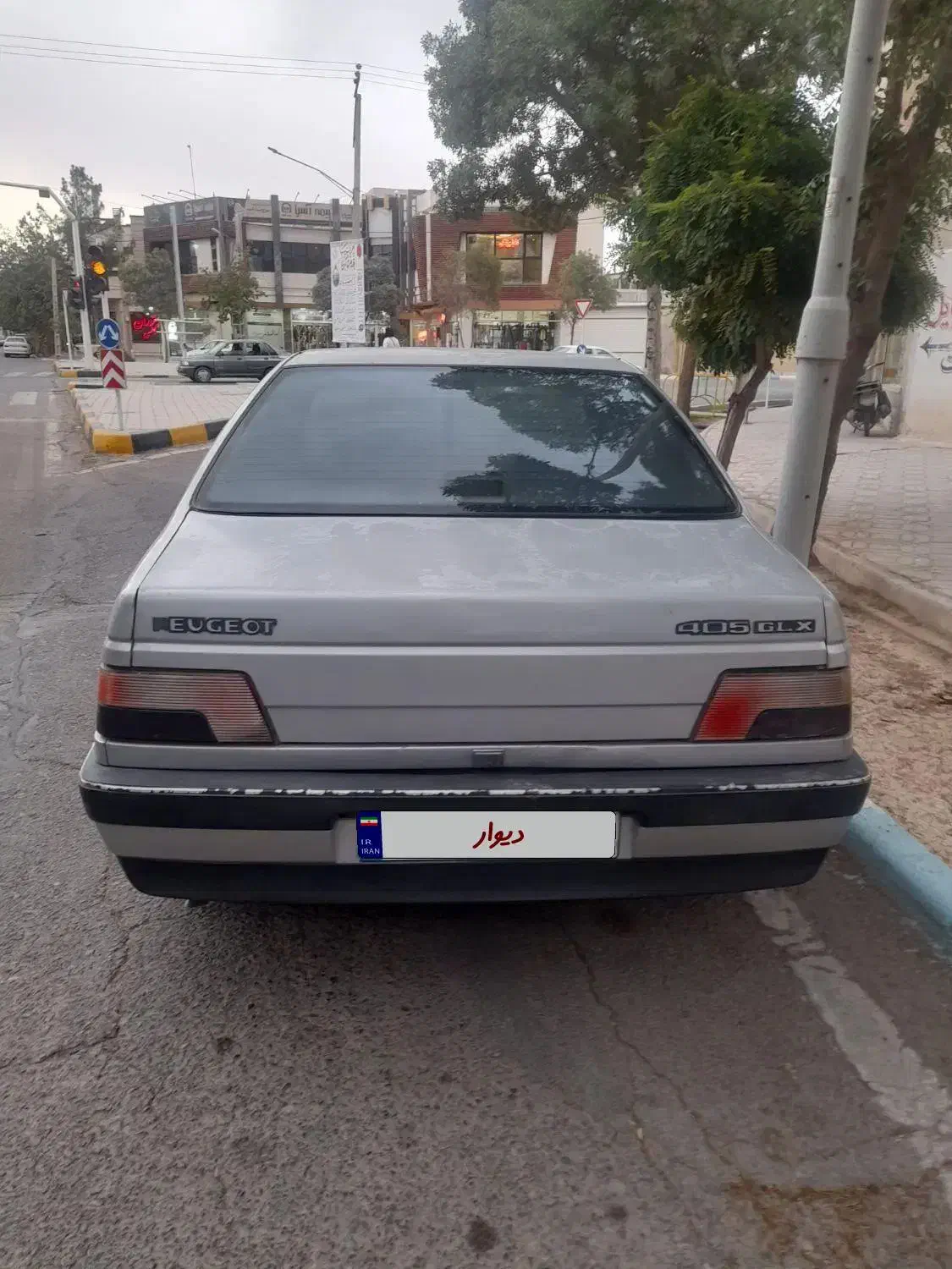 پژو 405 GLX - دوگانه سوز CNG، مدل ۱۳۸۷|خودرو سواری و وانت|شاهین‌شهر, گزبرخوار|دیوار