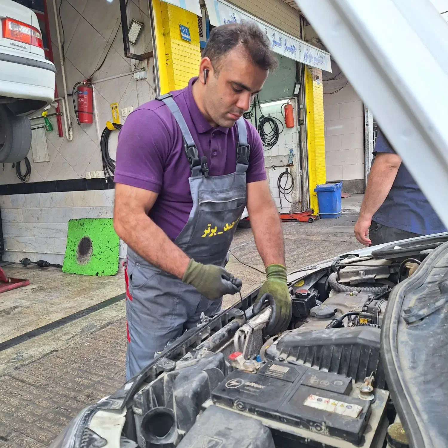 امدادخودرومکانیک سیارباطریسازبالوازم یدک شبانه روز|خدمات موتور و ماشین|خرمآباد, |دیوار