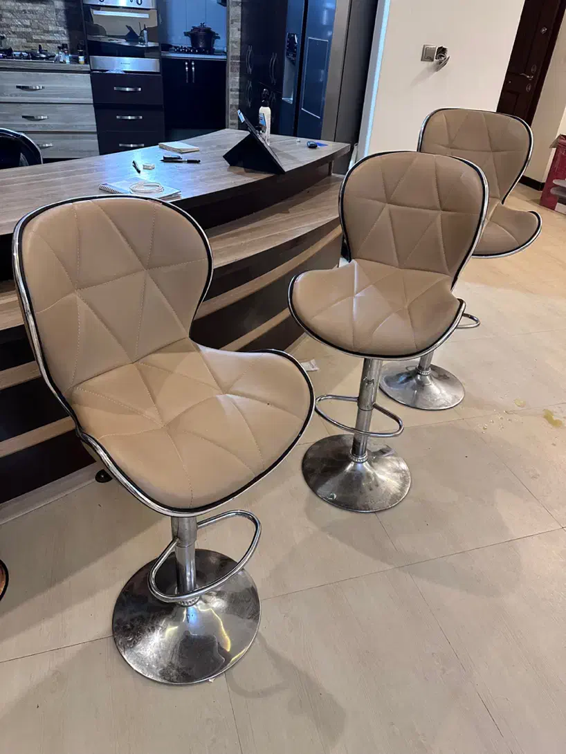 سه عدد صندلی اپن و کانتر|صندلی و نیمکت|رشت, بلوار گیلان|دیوار