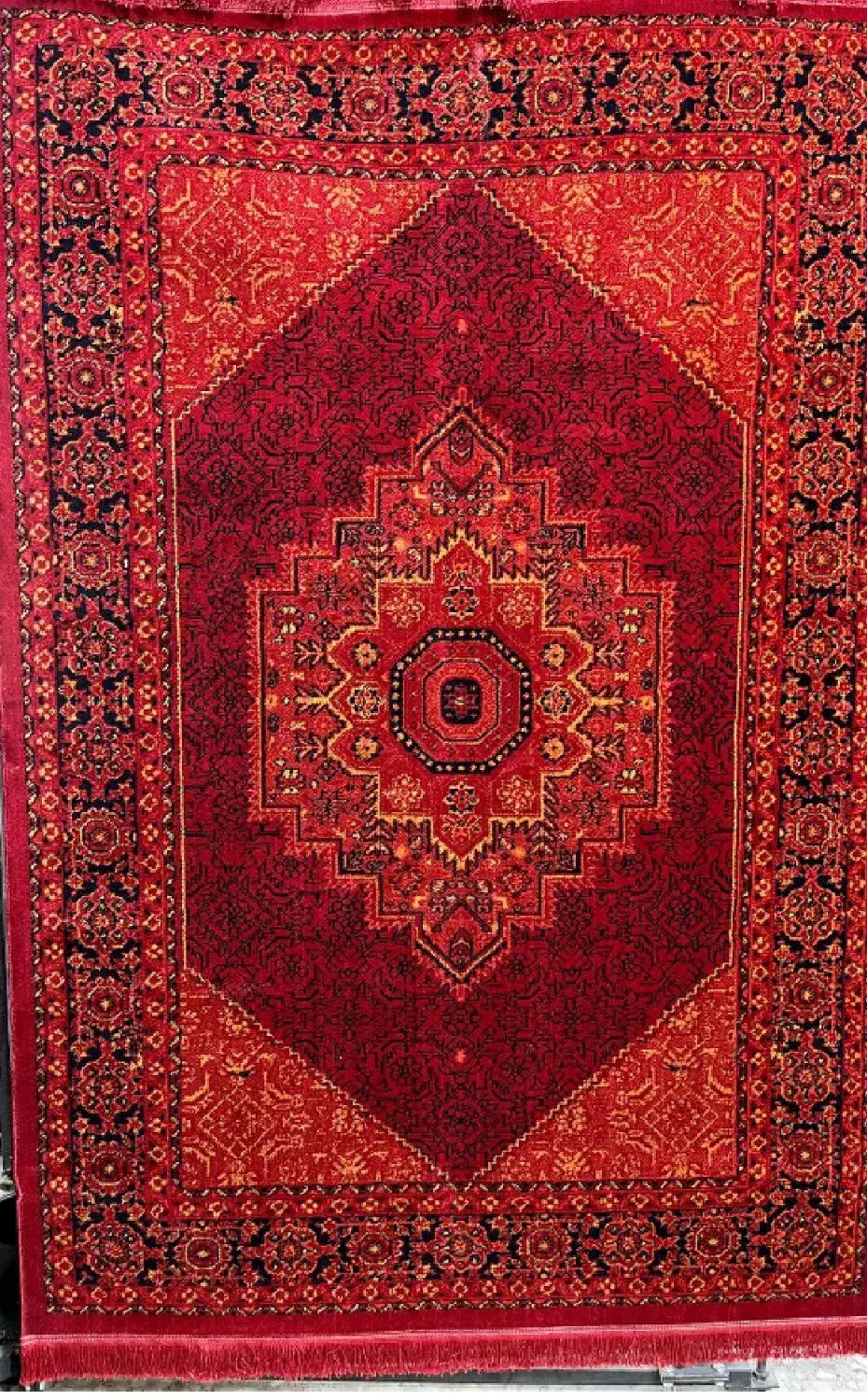 اجناس جدید فرش های طرح مدرن رسید( فروشگاه الماس)|فرش|اردبیل, |دیوار