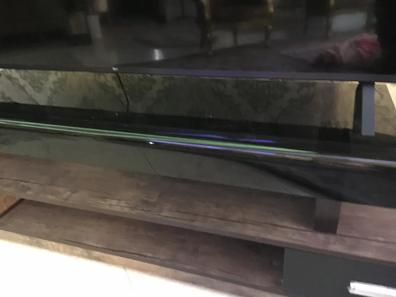 لوازم خانگی زیر تلویزیون|میز تلویزیون|شیراز, شهرک قمشه|دیوار