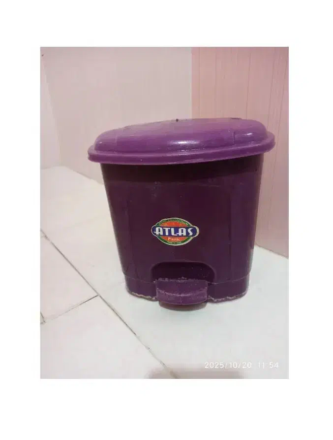 دو عدد سطل زباله کابینتی و پدالی|لوازم نظافت|زنجان, |دیوار