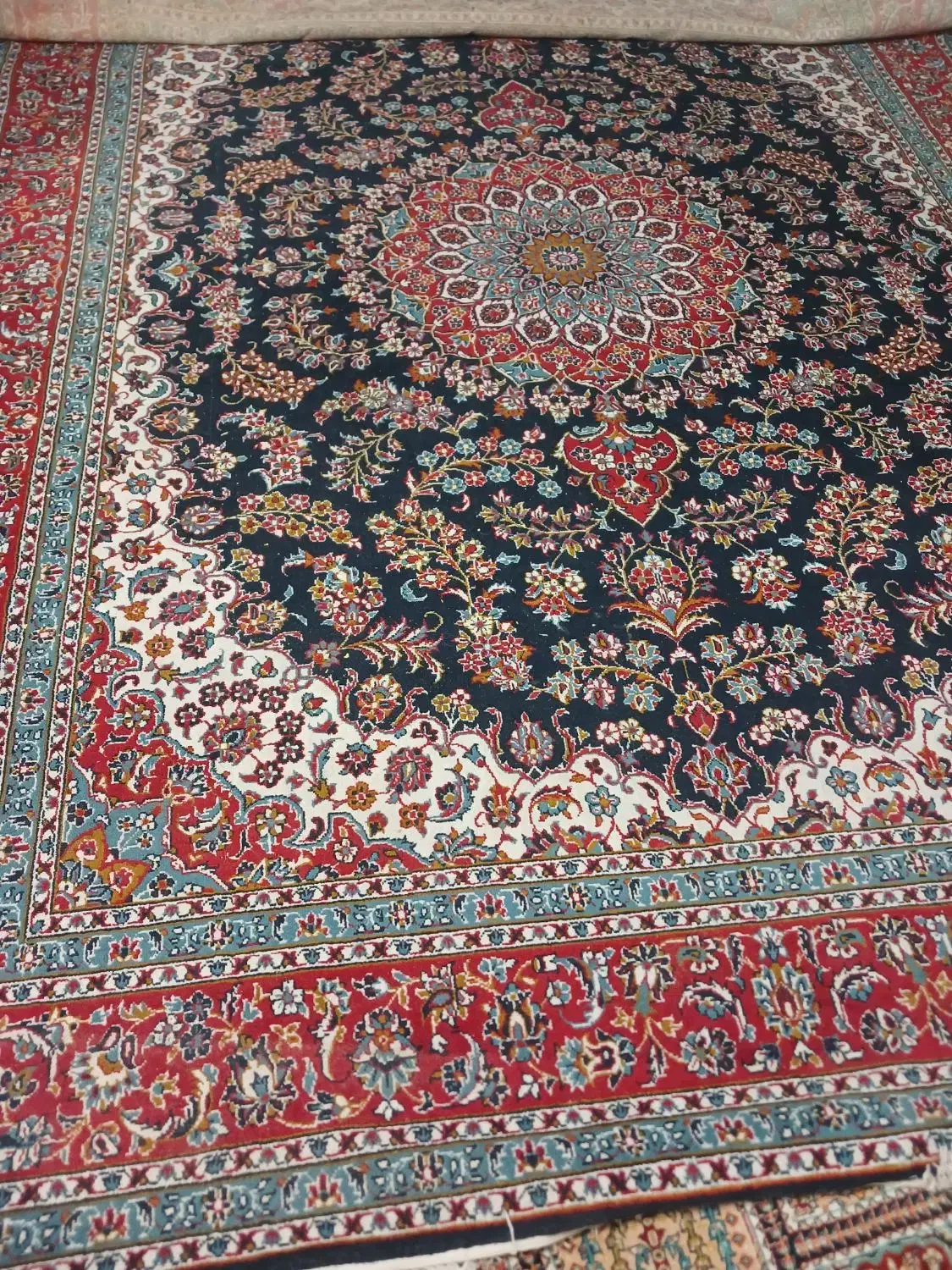 یک تخته فرش ۱۲متری سرمه ای|فرش|لنجان, |دیوار