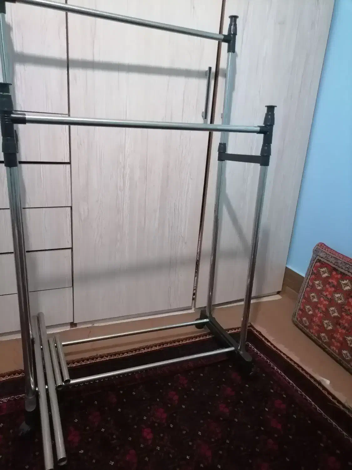 رگال یا جالباسی استیل|مبلمان خانگی و میز عسلی|بیرجند, |دیوار