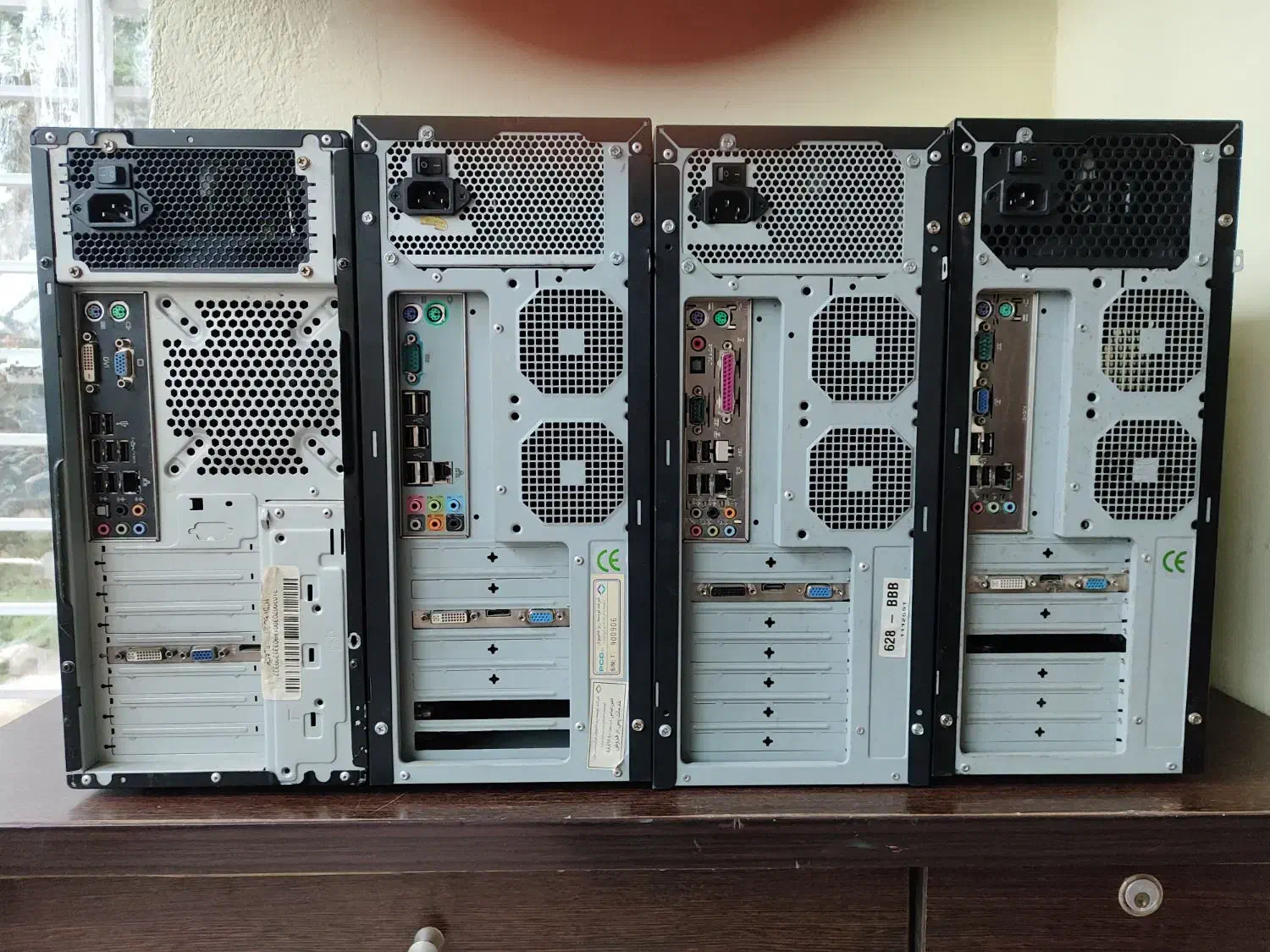 ۴ عدد کیس ۴هسته ای رم ۸ ddr3 هارد ۵۰۰ گرافیک ۱|رایانه رومیزی|چالوس, |دیوار