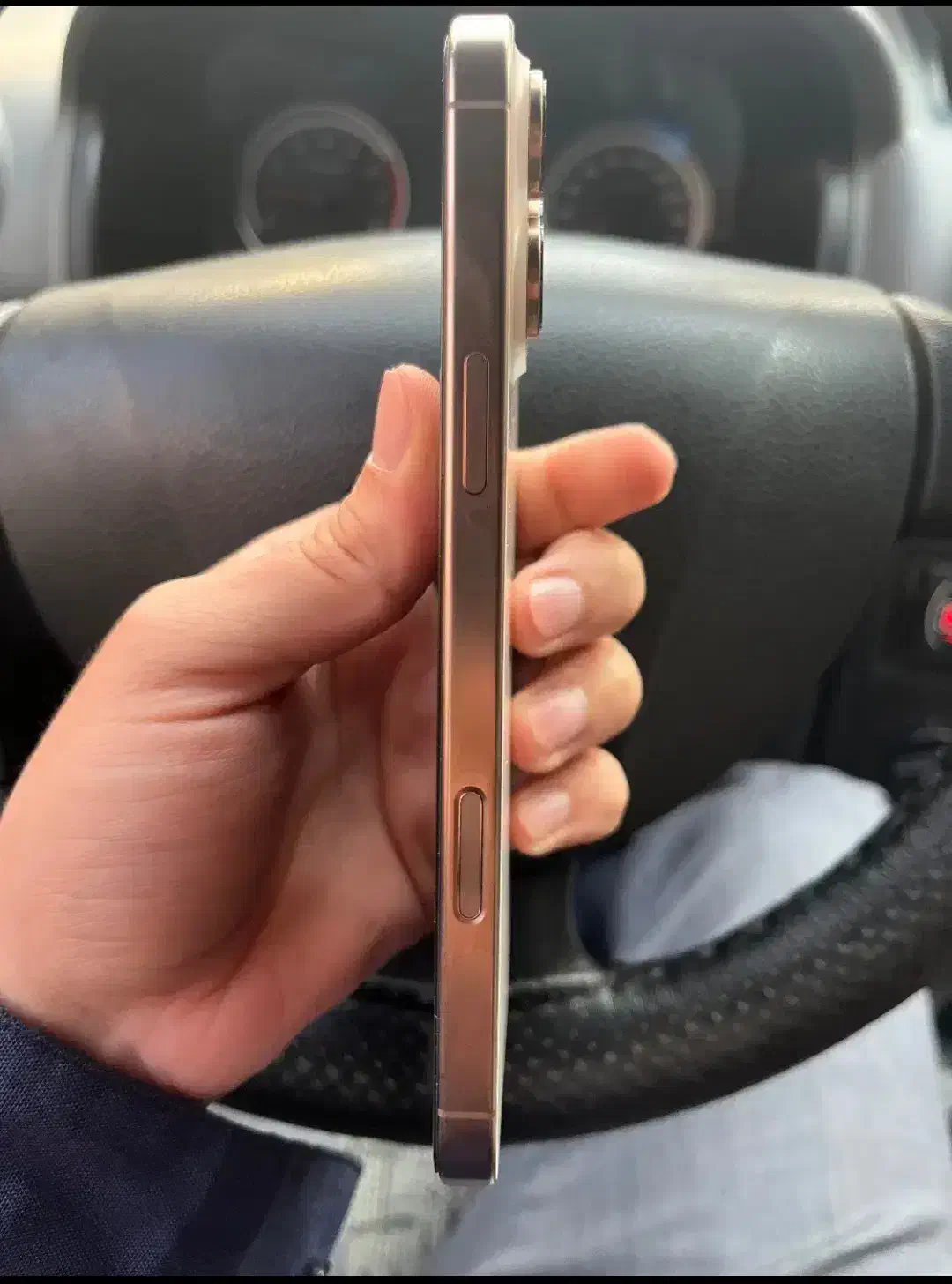 iphone 16 pro max در حد خشک|موبایل|زاهدان, |دیوار